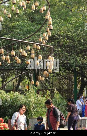 Venti chimes nel Giardino di cinque sensi in nuovo Delhi India Foto Stock