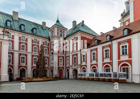 Poznan, Polonia - Febbraio 15 2020 facciata del municipio Foto Stock