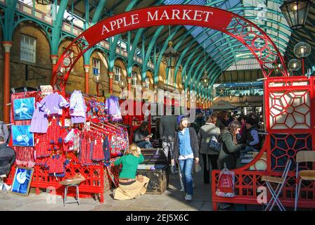 Apple Market, Covent Garden, City of Westminster, Greater London, Inghilterra, Regno Unito Foto Stock