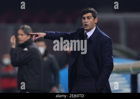 Benevento, Italia. 21 Feb 2021. Paulo Fonseca allenatore DI AS Roma durante la Serie UNA partita di calcio tra Benevento Calcio e COME Roma allo stadio Ciro Vigorito di Benevento (Italia), 21 febbraio 2021. Photo Cesare Purini/Insifefoto Credit: Insifefoto srl/Alamy Live News Foto Stock