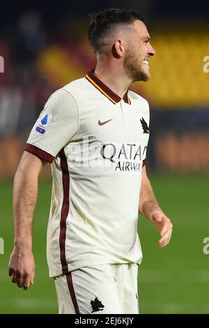 Benevento, Lazio. 21 Feb 2021. Jordan Veretout di Roma in azione durante la Serie Italiana UNA partita di calcio Benevento vs COME Roma allo stadio Ciro Vigorito di Benevento, 2i Febbraio 2021. Fotografo01 Credit: Agenzia fotografica indipendente/Alamy Live News Foto Stock