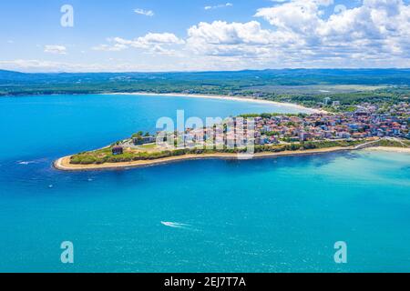 Veduta aerea della cittadina balneare bulgara Primorsko Foto Stock