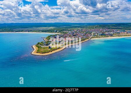 Veduta aerea della cittadina balneare bulgara Primorsko Foto Stock