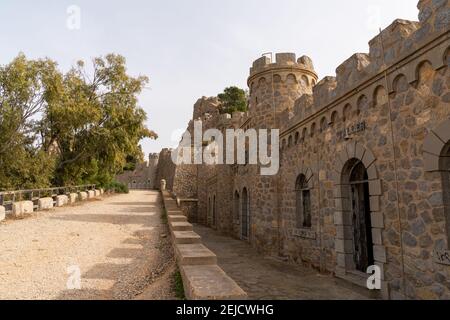 Vista sulla fortezza di Bateria de Castillitos in montagna Costa Calida sul Mar Mediterraneo a Murcia Foto Stock