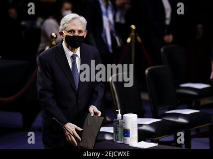 Washington, Stati Uniti. 22 Feb 2021. Il giudice Merrick Garland arriva a testimoniare davanti a un'audizione del Comitato giudiziario del Senato sulla sua nomina a procuratore generale degli Stati Uniti su Capitol Hill a Washington, DC il 22 febbraio 2021. Foto di Carlos Barria/UPI Credit: UPI/Alamy Live News Foto Stock