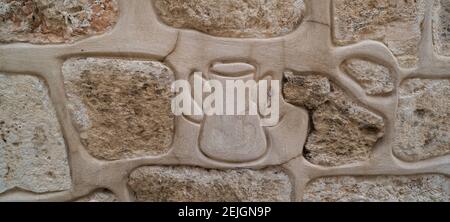 Dettaglio di opere d'arte su un muro, quartiere armeno, Città Vecchia, Gerusalemme, Israele Foto Stock