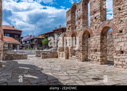Rovine della chiesa di Santa Sofia a Nessebar, Bulgaria Foto Stock