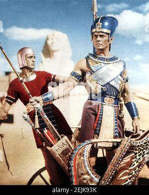 I DIECI COMANDAMENTI 1956 Paramount Pictures filma con Yul Brynner Come Rameses II Foto Stock