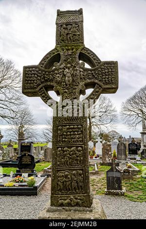 Tymullen, Irlanda. 4 maggio 2016. Monasterboice è vicino a Drogheda, ed è stato fondato nel 5 ° secolo da San Bhuithi. Foto Stock