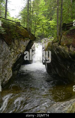 Cascate del Texas nella Green Mountain National Forest nel villaggio di Hancock, Vermont VT, Stati Uniti. Foto Stock