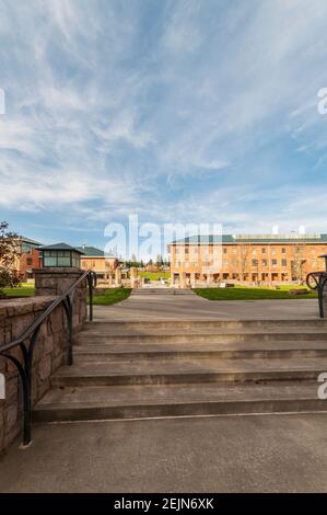 Scene intorno al Quad nel campus della WSU (Washington state University) a Vancouver, Washington. Foto Stock