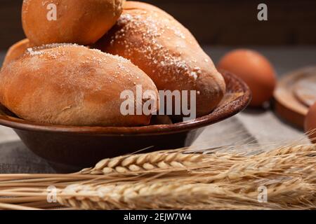 torte fatte in casa in un piatto Foto Stock