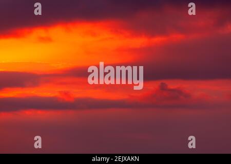 Cielo marziano . Sfondo di nuvole surreali Foto Stock