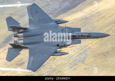 F15 Sciopero Eagle nel Mach Loop Foto Stock