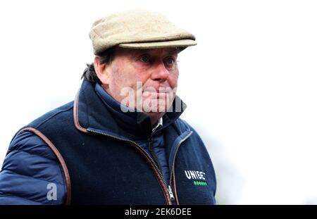 File foto datata 17-02-2020 del Trainer Nicky Henderson. Data di emissione: Martedì 23 febbraio 2021. Foto Stock