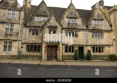 L'edificio storico su 42 , Long Street (elencati Building Grade: II) Tetbury villaggio Foto Stock