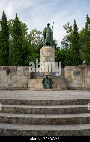Statua del re di Afonso Henriques a Guimaraes, Portogallo Foto Stock