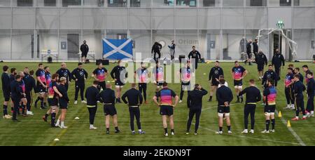 Oriam Sports Center Riccarton, Edimburgo. Scozia, Regno Unito. 23 Feb 21. Guinness Six Nation match contro Francia . PIC mostra Scotland Squad Credit: eric mcowat/Alamy Live News Foto Stock