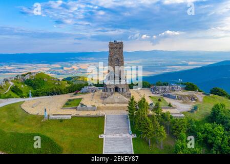 Monumento alla libertà che commemora la battaglia al passo Shipka nel 1877-1878 In Bulgaria Foto Stock