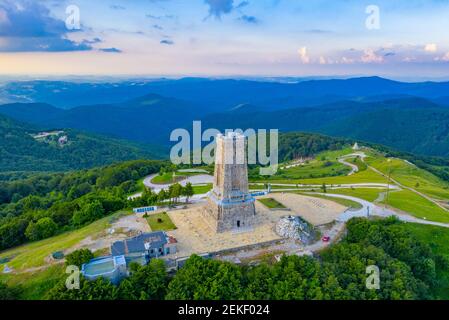 Monumento alla libertà che commemora la battaglia al passo Shipka nel 1877-1878 In Bulgaria Foto Stock