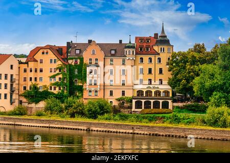 Regensburg, città medievale meglio conservata in Germania Baviera, fiume Danubio, Germania Foto Stock