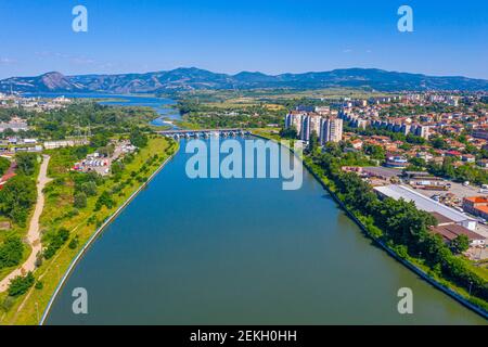 Veduta aerea della città bulgara di Kardzhali Foto Stock