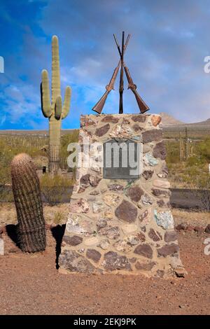 Memorial al Battaglione Mormon che si accampò qui a Picacho Oltrepassa la 1847 sulla strada per Tucson, Arizona Foto Stock