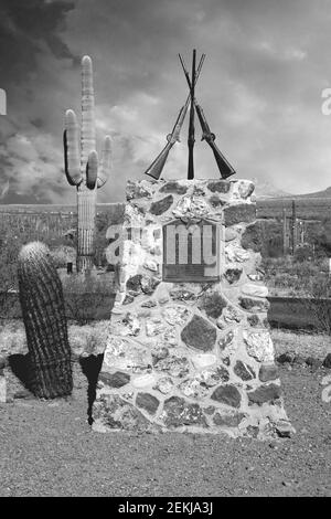 Memorial al Battaglione Mormon che si accampò qui a Picacho Oltrepassa la 1847 sulla strada per Tucson, Arizona Foto Stock