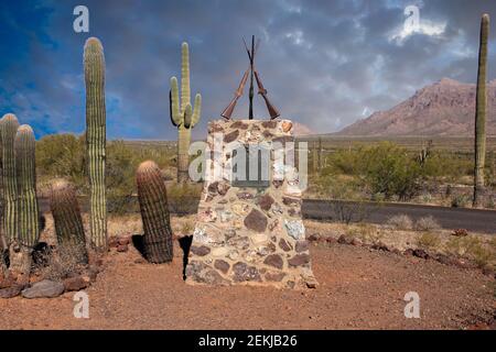 Memorial al Battaglione Mormon che si accampò qui a Picacho Oltrepassa la 1847 sulla strada per Tucson, Arizona Foto Stock