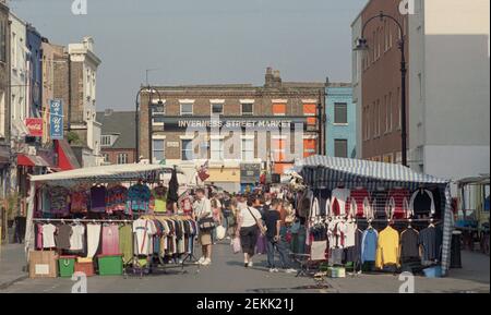 Inverness Street Market, Camden Town, north West london, Inghilterra Foto Stock