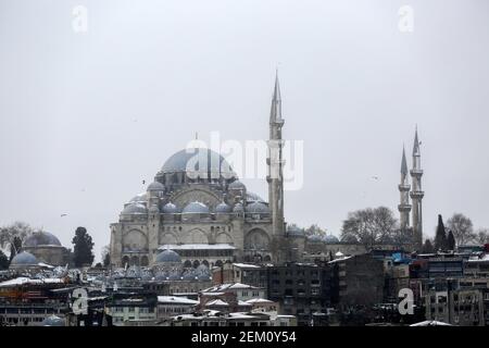 istanbul, Turchia - 15 Febbraio 2021 : Moschea Suleymaniye a Istanbul, Turchia. Foto Stock