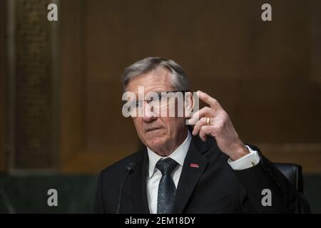 Generale Herbert J. Carlisle, USAF (Ret.) / Presidente e Chief Executive Officer, National Defense Industrial Association, risponde alle domande durante un'audizione del Senato Committee on Armed Services per esaminare le tecnologie emergenti e il loro impatto sulla sicurezza nazionale, nel Palazzo degli uffici del Senato Dirksen a Washington, DC, USA, martedì 23 febbraio, 2021. Foto di Rod Lamkey/CNP/ABACAPRESS.COM Foto Stock