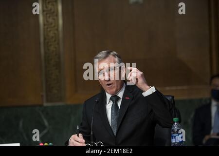 Generale Herbert J. Carlisle, USAF (Ret.) / Presidente e Chief Executive Officer, National Defense Industrial Association, risponde alle domande durante un'audizione del Senato Committee on Armed Services per esaminare le tecnologie emergenti e il loro impatto sulla sicurezza nazionale, nel Palazzo degli uffici del Senato Dirksen a Washington, DC, USA, martedì 23 febbraio, 2021. Foto di Rod Lamkey/CNP/ABACAPRESS.COM Foto Stock