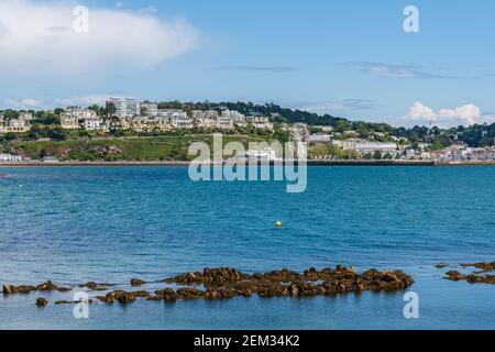 Livermead, Torbay, England, Regno Unito - Giugno 06, 2019: vista verso Torquay Foto Stock