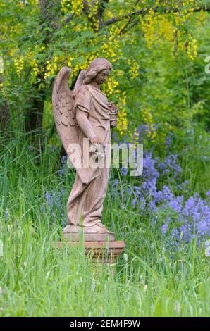 Statua del giardino, Cowichan Valley, Vancouver Island, British Columbia, Canada Foto Stock