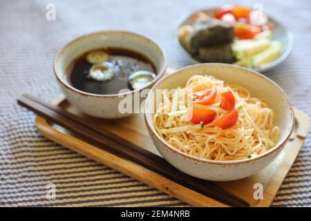 Spaghetti freddi giapponese di stile alimentare Foto Stock