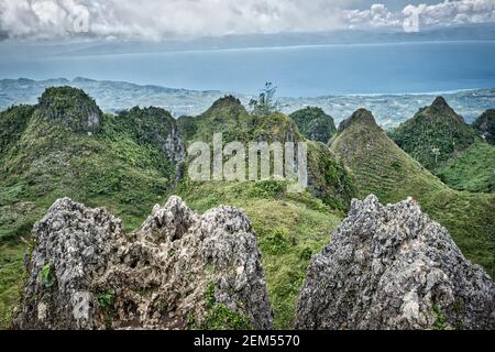 Osmena picco, Cebu, Filippine, viaggio, paesaggio, montagne, mare Foto Stock