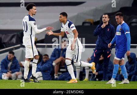 Dane Scarlett di Tottenham Hotspurs sostituisce DELE Alli durante il round UEFA Europa League del 32, seconda tappa allo stadio Tottenham Hotspur di Londra. Data immagine: Mercoledì 24 febbraio 2021. Foto Stock