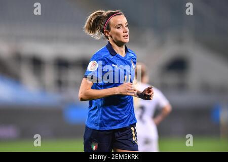 Firenze, Italia. 24 Feb 2021. Barbara Bonansea (Italia) durante la qualificazione UEFA DONNE EURO 2022 - Italia vs Israele, Campionato europeo di calcio UEFA a Firenze, Italia, Febbraio 24 2021 Credit: Agenzia indipendente di Foto/Alamy Live News Foto Stock