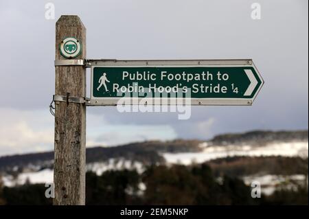 Sentiero pubblico per Robin Hoods Stride Foto Stock