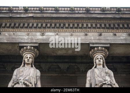 Cariatidi rinascita greca architettura Nuova Chiesa di San Pancras di John Charles Felix Rossi Foto Stock