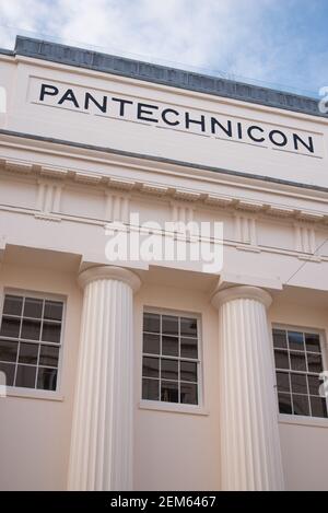 Architettura di rinascita greca di Pantechicon Foto Stock