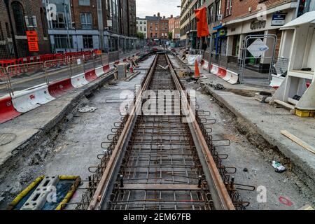 Dublino, Irlanda. 6 maggio 2016. Marlborough Street è in costruzione mentre si posano i binari del tram a Dublino il 6 maggio 2016. Foto Stock