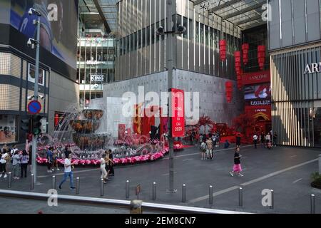 KUALA LUMPUR, MALASIA – 26 GENNAIO 2020 decorazione cinese di Capodanno nella via del centro di Kuala Lumpur Foto Stock