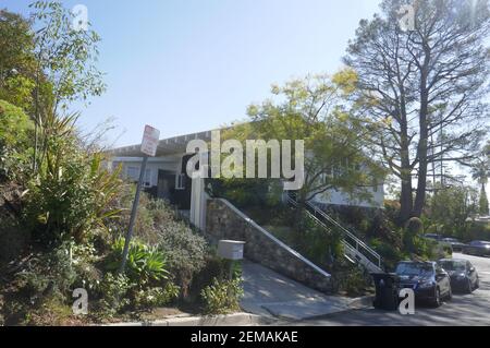 Los Angeles, California, USA 24 febbraio 2021 UNA visione generale dell'atmosfera dell'ex casa/casa dell'attore Sacha Baron Cohen 24 febbraio 2021 Los Angeles, California, USA. Foto di Barry King/Alamy Stock foto Foto Stock