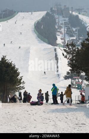 Nanshan Village Ski Resort, una delle stazioni sciistiche più attrezzate della Cina. Foto Stock