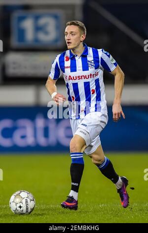 HEERENVEEN, PAESI BASSI - FEBBRAIO 17: Tibor Halilovic di sc Heerenveen durante la partita della Toto KNVB Cup tra SC Heerenveen e Feyenoord ad Abe Lens Foto Stock