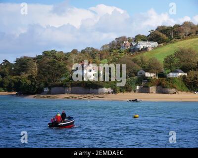 Il traghetto East Portlemouth attraversa l'estuario di Kingsbridge, Salcombe, South Devon. Foto Stock