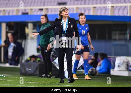 2/24/2021 - Milena Bertolini (Head Coach Italia) durante la qualificazione UEFA EURO 2022 - Italia contro Israele, Campionato europeo di calcio UEFA a Firenze, Italia, 24 2021 febbraio (Foto di IPA/SIPA USA) Foto Stock