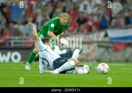 EURO CHAMPS ENGLAND V RUSSIA A WEMBLEY 12/9/2007. IMMAGINE DAVID ASHDOWN Foto Stock